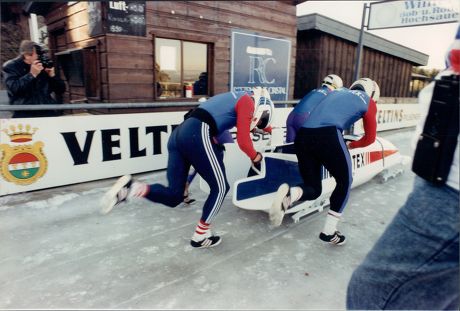 Former Sprinter Allan Wells With Parachute Regiment No 2 British Bobsleigh Team Winterberg Germany For Four-man National Championships 1990.