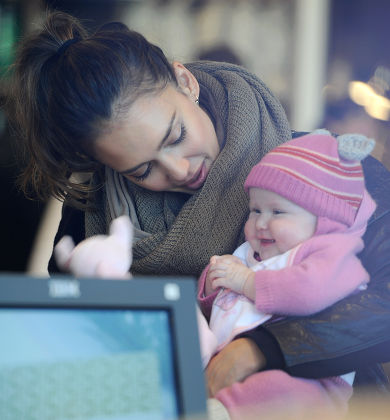 Jessica Alba Daughter Haven Editorial Stock Photo - Stock Image