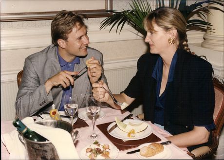 Gary Webster Actor From Tv Series Minder Lunching With Daily Mail Writer Sara Barrett 1991.