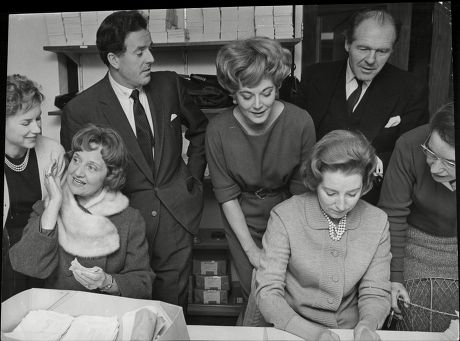 Members Of The Stars Organisation For The Spastics Society At The Headquarters. They Were Helping The Distribution Of The Christmas Seals To Be Sent All Over The Country To Help Raise Funds. Pictured Are Hattie Jacques Muriel Pavlow Brian Rix Hi Haze