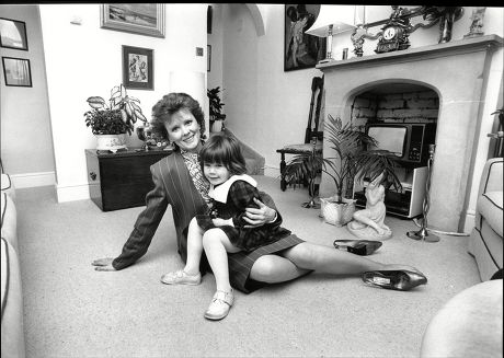 Patricia Shakesby Actress From Tv Drama Howard's Way With Her Great Niece Lauren 1988.
