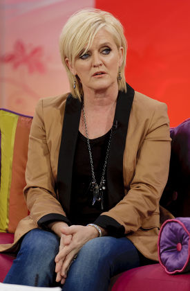 'Lorraine Live' TV Programme, London, Britain - 26 Jan 2012