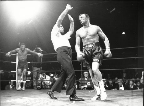Tony Sibson V Frank Tate For Boxing Middleweight Title Fight Bingley Hall Stratfford Tate Was Winner 1988.