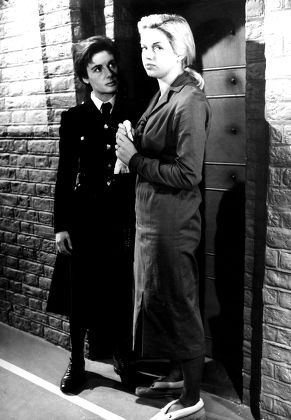 62 Yvonne mitchell Stock Pictures, Editorial Images and Stock Photos