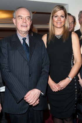 Princess Maxima watches the Royal Concertgebouw Orchestra at Salle Pleyel in Paris, France - 17 Mar 2012