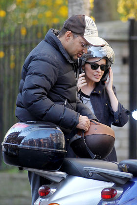 Kylie Minogue Out and About in London, Britain - 27 Mar 2012