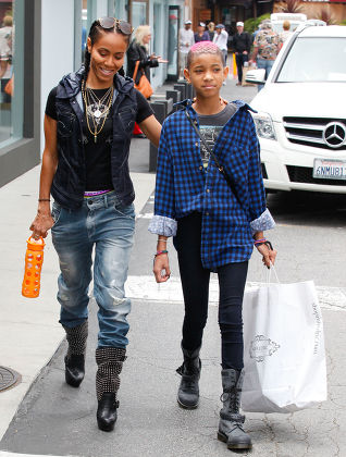 Jada Pinkett Smith Daughter Willow Smith Editorial Stock Photo - Stock ...