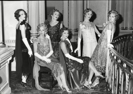 Cast Of Theatrical Musical 'the Mitford Girls' - (l-r) Patricia Hodge Colette Gleeson Lucy Fenwick Julia Sutton Patricia Michael And Gay Soper.