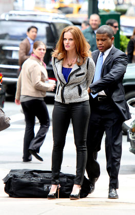 'White Collar' TV Series on Set Filming, New York, America - 27 Apr 2012