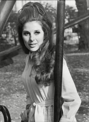 54 Bobbie gentry Stock Pictures, Editorial Images and Stock Photos ...