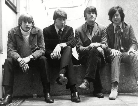 The Yardbirds Pop Group L To R Keith Relf Chris Droja Jim Mccarty And Jimmy Page