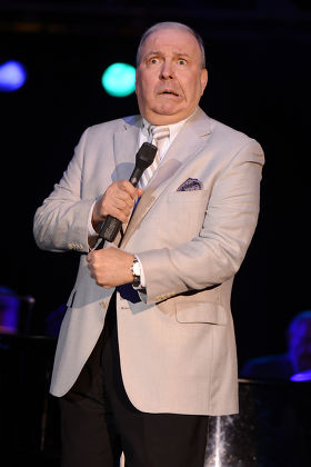Frank Sinatra Jr in concert at the Seminole Coconut Creek Casino, Florida, America - 12 Jul 2012