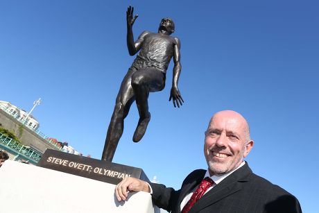 Steve Ovett unveils a new statue of himself on Brighton seafront, East Sussex, Britain - 24 Jul 2012