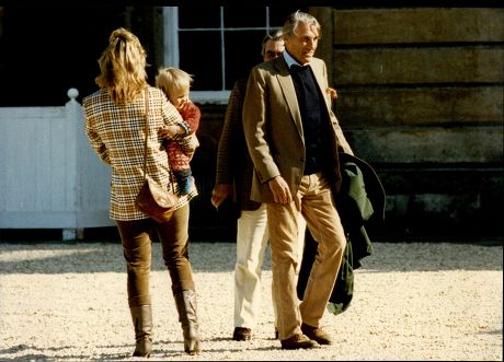 David Somerset 11th Duke Of Beaufort David Robert Somerset 11th Duke Of Beaufort (born 23 February 1928) Known As David Somerset Until 1984 Is A British Peer. He Is The Son Of Henry Robert Somers Fitzroy De Vere Somerset And Bettine Violet Malcolm An
