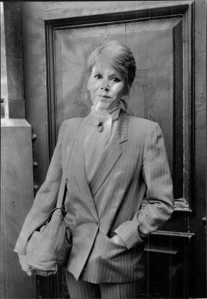 250 Judy carne Stock Pictures, Editorial Images and Stock Photos