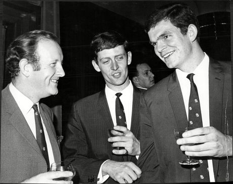 Frank Bough With Cricketers Pat Pocock And Bob Cottam.