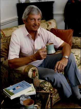 Australian Cricketer Richie Benaud Richard Richie Editorial Stock Photo ...