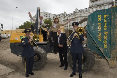Comperes Joined Raf Musicians On The Site Of The Forthcoming Bomber Command Memorial In Green Park Today To Launch Unsung Heroes A National Tour Of Concerts By The Bands Of The Raf L-r Sgt. Jimmy Gribbon Ken Bruce Lynn Bowles Alan Dedicoat And Sac Jo