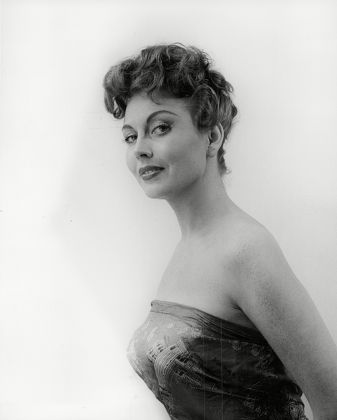 Actress Hazel Court Hazel Court 10: redaktionellt stockfoto – stockbild
