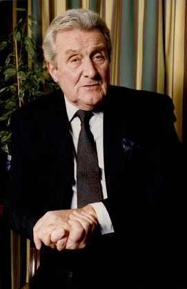 Actor Patrick Macnee David Patrick Macnee (born 6 February 1922) Is A British Actor Known For His Role As The Secret Agent John Steed In The Series The Avengers.