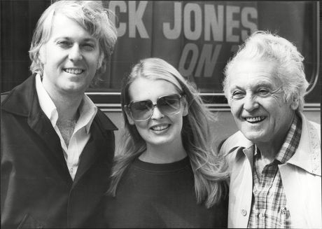 Singer Jack Jones With 4th Wife Kathy Jones And His Father Allan Jones (right) John Allan 'jack' Jones (born January 14 1938) Is An American Jazz And Pop Singer. He Was One Of The Most Popular Vocalists Of The 1960s. Jones Was Primarily A Straight