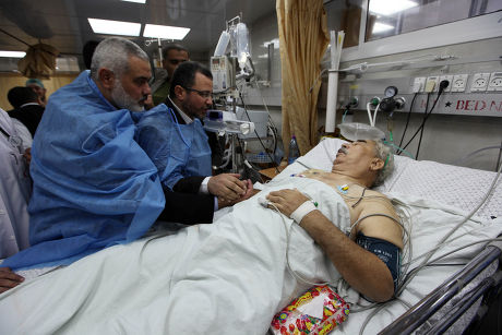Egyptian Prime Minister Hisham Kandil visits Gaza - 16 Nov 2012