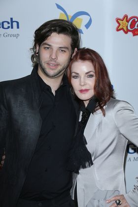 Priscilla Presley Son Navarone Garibaldi Editorial Stock Photo - Stock ...