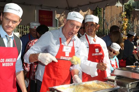 8th Annual Thanksgiving for Skid Row homeless at Los Angeles Mission, Los Angeles, America - 21 Nov 2012