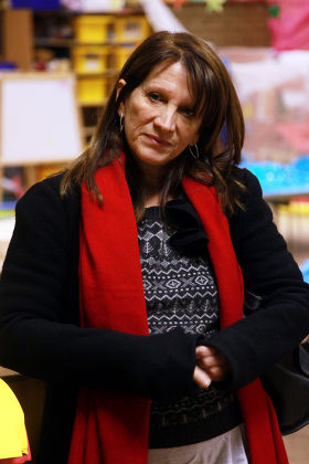Lynne Featherstone MP at Muswell Hill Soup Kitchen, London, Britain - 02 Dec 2012