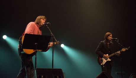 Evan Dando and Juliana Hatfield in concert at the Royal Festival Hall, London, Britain - 04 Dec 2012