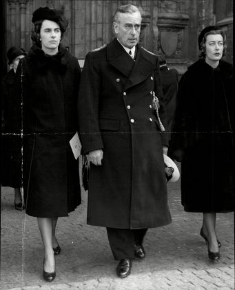 Lord Mountbatten (died 8/79) With Daughters Lady Patricia Brabourne (l) And Lady Pamela Hicks At Memorial Service For Countess Mountbatten.