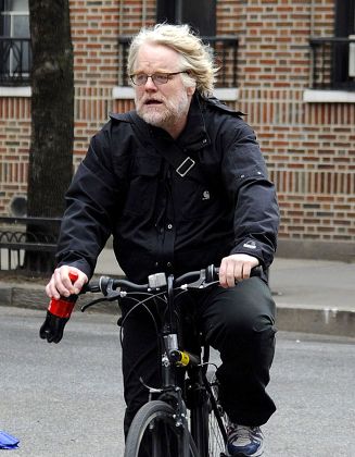 Philip Seymour Hoffman out and about, New York, America - 11 Jan 2013