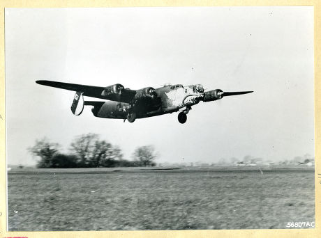 England 1945 B24 Liberator 448th Bombardment Editorial Stock Photo ...