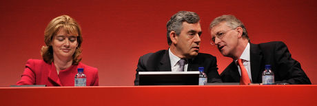 Labour Party Conference 2008 At The G-mex Centre Manchester - Transport Secretary Ruth Kelly With Pm Gordon Brown Talking To Environment Secretary Hilary Benn.