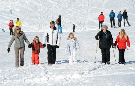Dutch royals skiing photocall, Lech, Austria - 18 Feb 2013