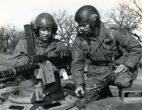 59 American soldiers load Stock Pictures, Editorial Images and Stock ...