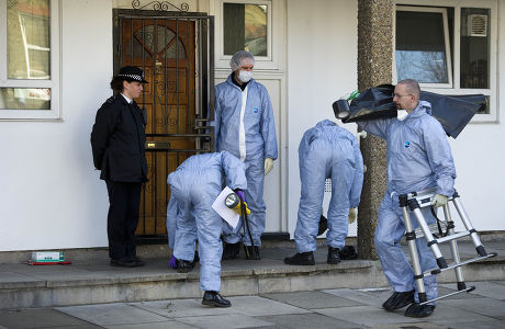 Police And Forensic Officers Outside The Family Home Of Gemma Mccluskie And Her Brother Tony. Tony Mccluskie Has Been Arrested Following The Discovery Of A Headless Torso In The Canal Near Their Home In East London. Gemma Mccluskie Has Been Missing F