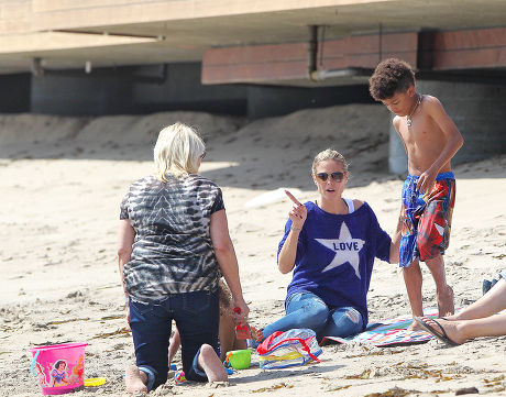 750 Heidi klum beach Stock Pictures, Editorial Images and Stock Photos