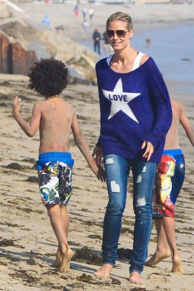 750 Heidi klum beach Stock Pictures, Editorial Images and Stock Photos