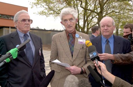 First Day Of The Lockerbie Trial. Dr Jim Swire (c) And Bert Ammerman (r) And (l) George Williams Read Their Statement To The Press.