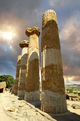 57 Hercules columns Stock Pictures, Editorial Images and Stock Photos ...