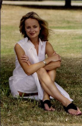 Kate Rabett Fashion Model Redaktionelles Stockfoto – Stockbild ...