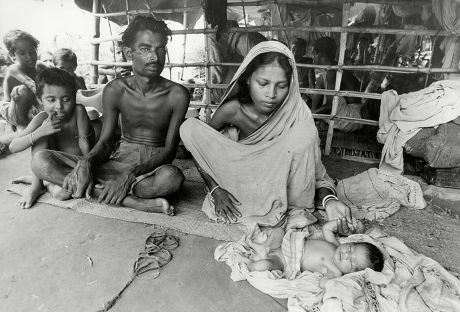 Pakistan Civil War Refugees 1971 Flooded Editorial Stock Photo - Stock ...