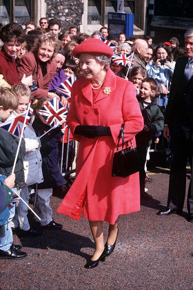 QUEEN ELIZABETH II IN NORWICH, BRITAIN - 1996