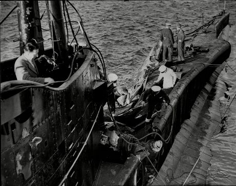 Royal Navy Submarine Hms Thule Showing Editorial Stock Photo