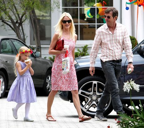 Dennis Quaid out and about in Los Angeles, America - 13 Jun 2013