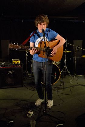 Thomas J Speight Performing at Bunters Bar, Truro, Cornwall, Brighton - 21 Jun 2013