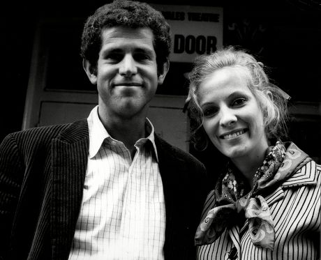 Actor Tony Roberts Anthony Roberts With Actress Betty Buckley David Anthony 'tony' Roberts (born October 22 1939) Is An American Actor. He Is Best Known For His Roles In Several Woody Allen Movies Usually Cast As Allen's Best Friend.