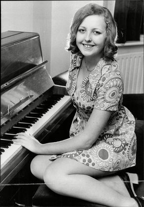 Julie Robinson Daughter Of Comedian Cardew Robinson Douglas John Cardew Robinson (14 August 1917 Oo 28 December 1992) Was A British Comic Whose Craft Was Rooted In The Music Hall And Gang Shows.