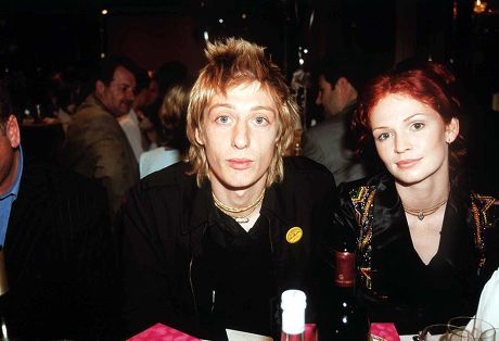 SILVER CLEF MUSIC CHARITY AWARDS AT THE INTER CONTINENTAL HOTEL, LONDON, BRITAIN - 1997